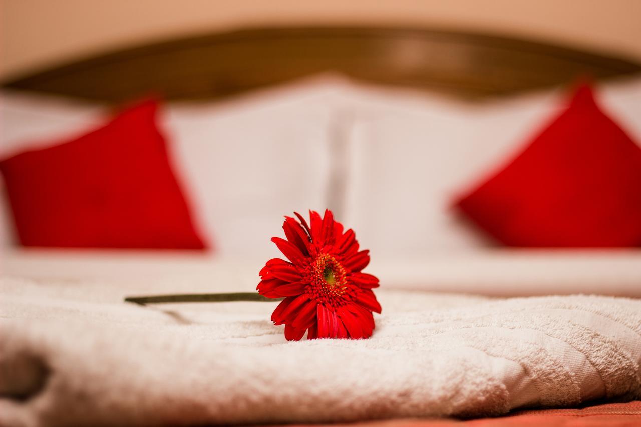 Hotel Kamal カトマンズ エクステリア 写真