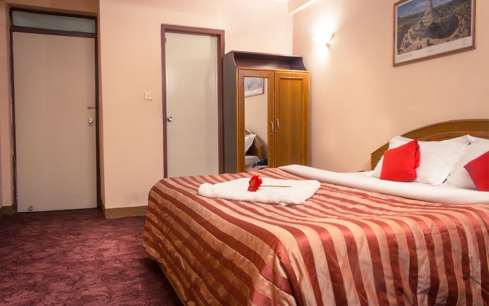 Hotel Kamal カトマンズ エクステリア 写真