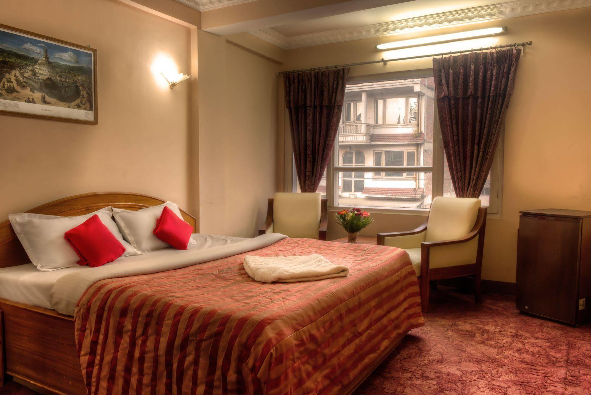 Hotel Kamal カトマンズ エクステリア 写真
